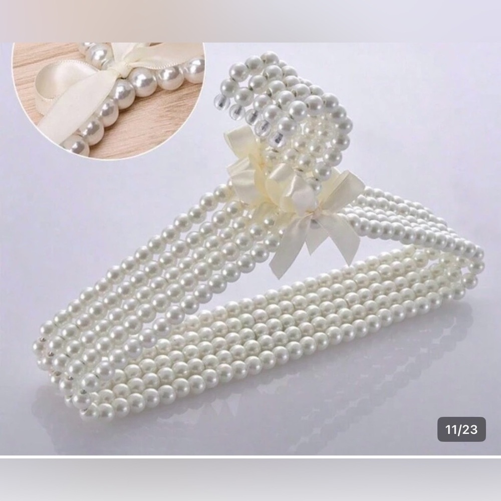 Elegant Pearl Beaded Hangers